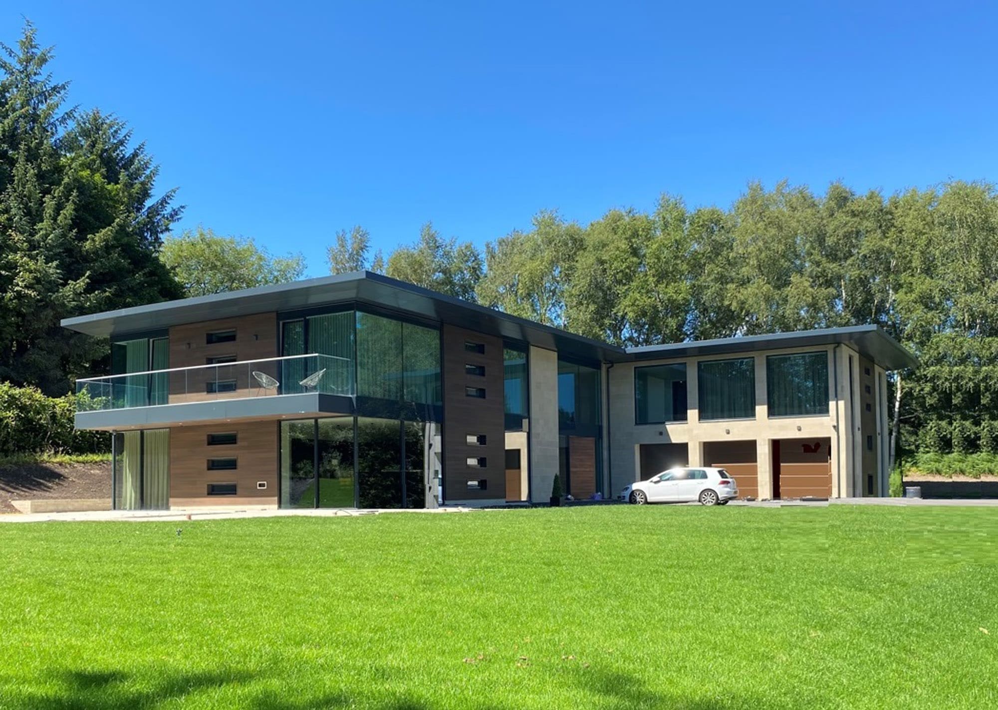 Celebrates a decade of growth in the luxury residential construction ...